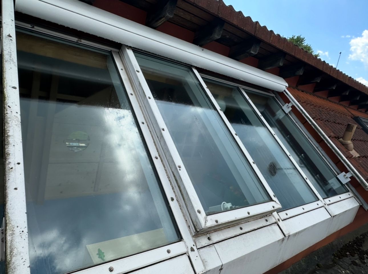 Fensterfläche vor der Glasreinigung